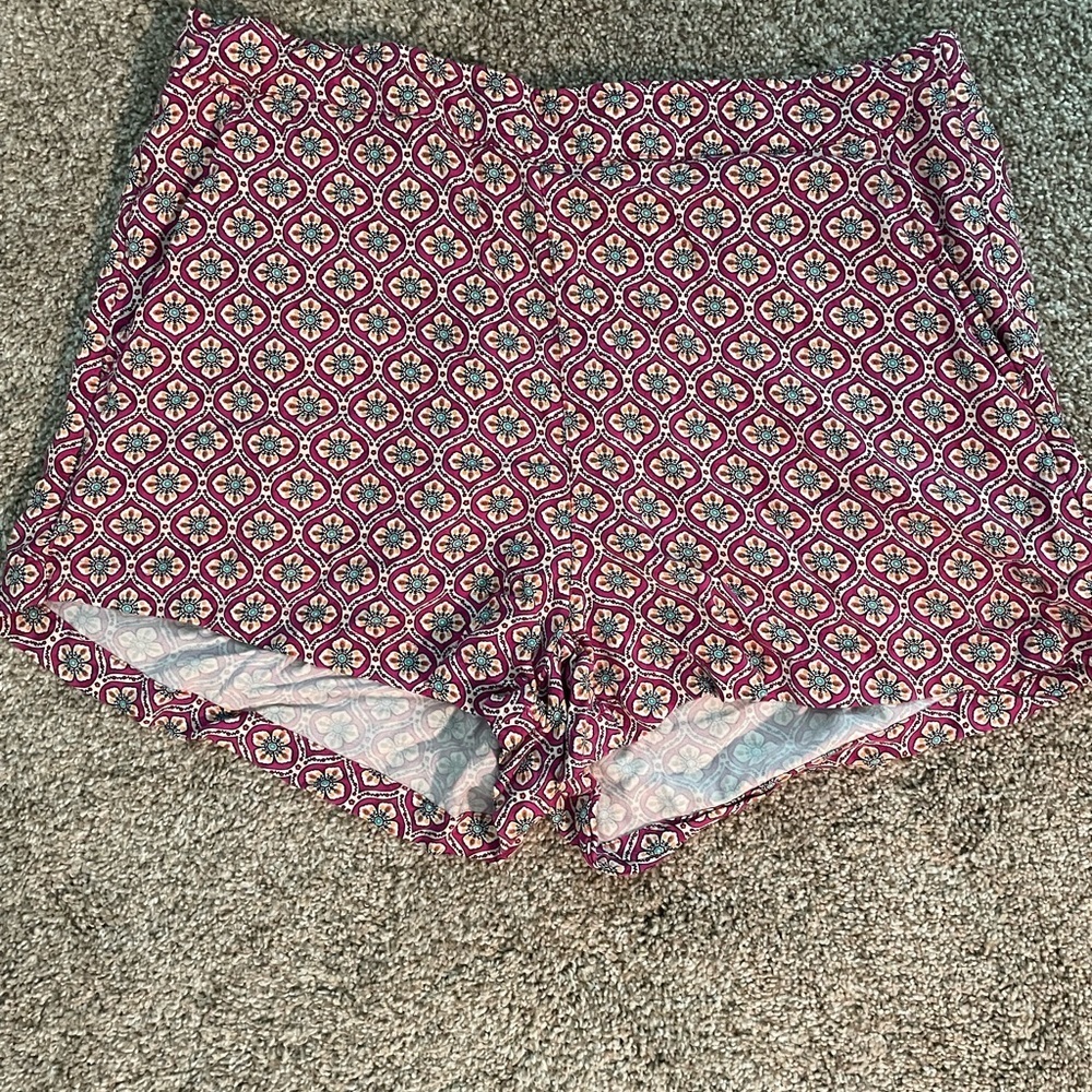 Old Navy Pink and White Patterned Shorts